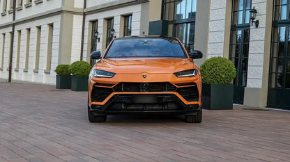 Lamborghini Urus — Orange